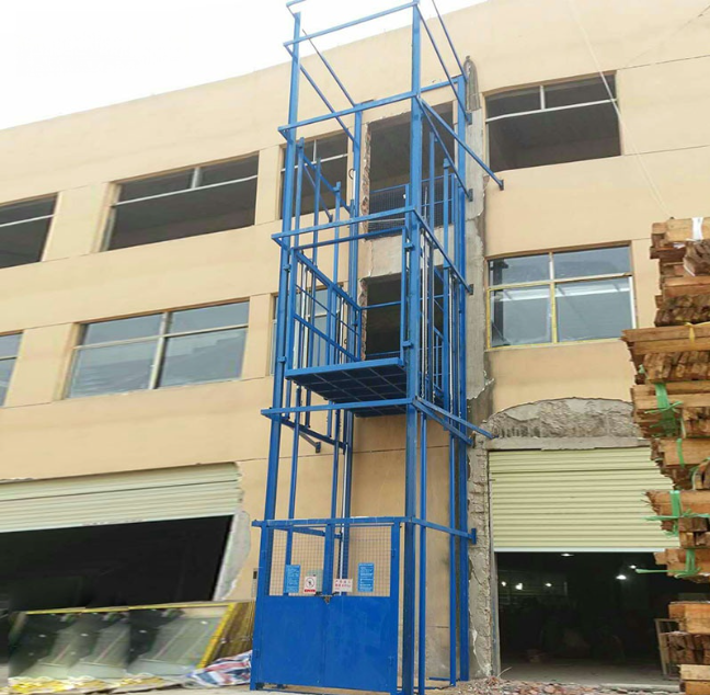 湘西建材厂室外物料提升